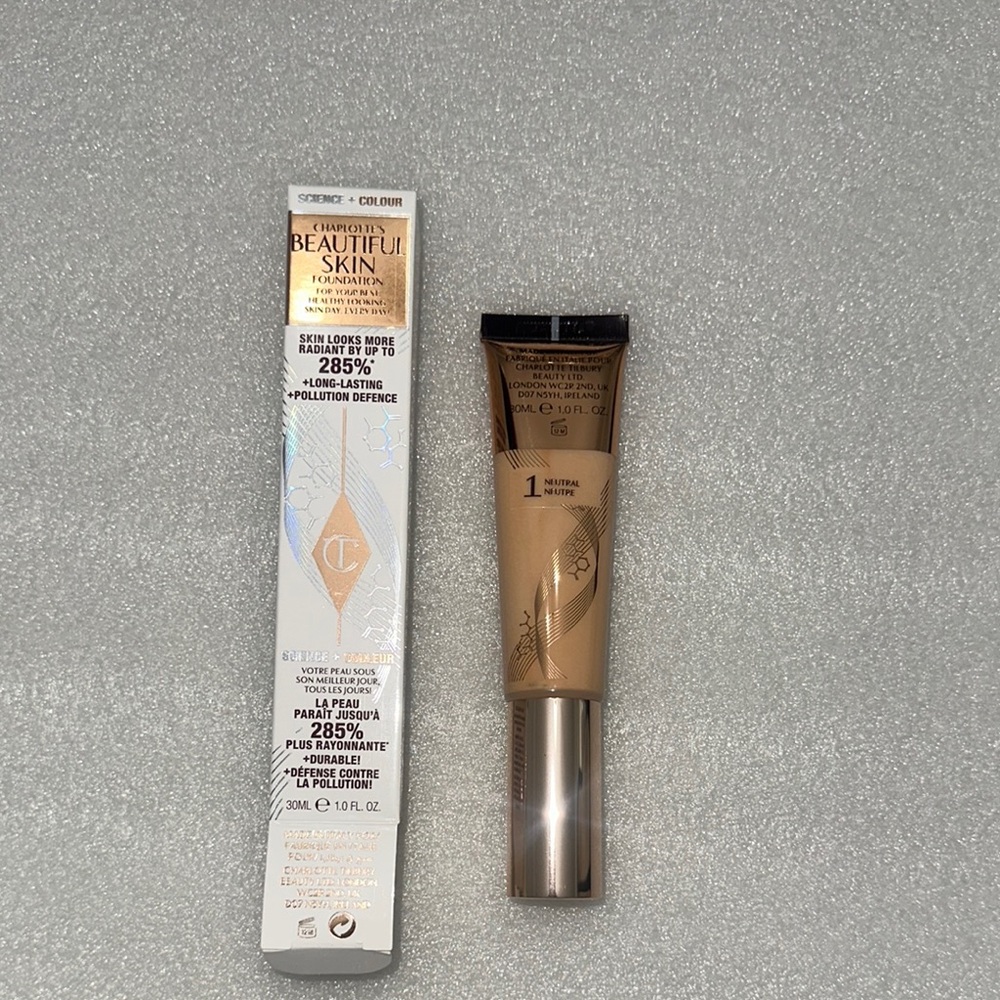Charlotte Tilbury Cream Foundation Makeup